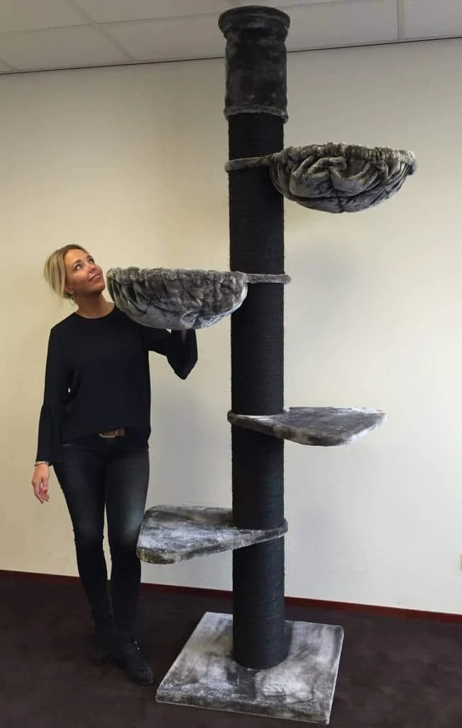 Tiragraffi Maine Coon Tower (Nero)